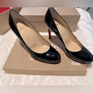 Christian Louboutin Black patent leather pump